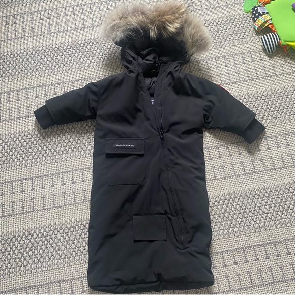 Canada Goose Other - Authentic CANADA GOOSE Baby 6-12 months Bunting Snow Suit